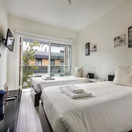 Living Apartment *