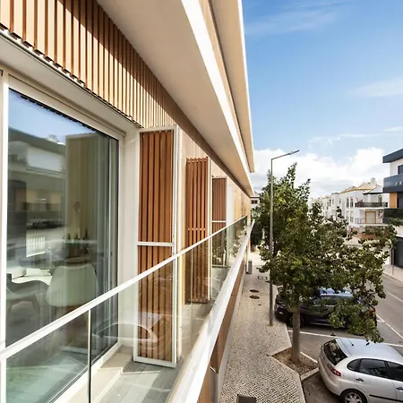Living Apartment *