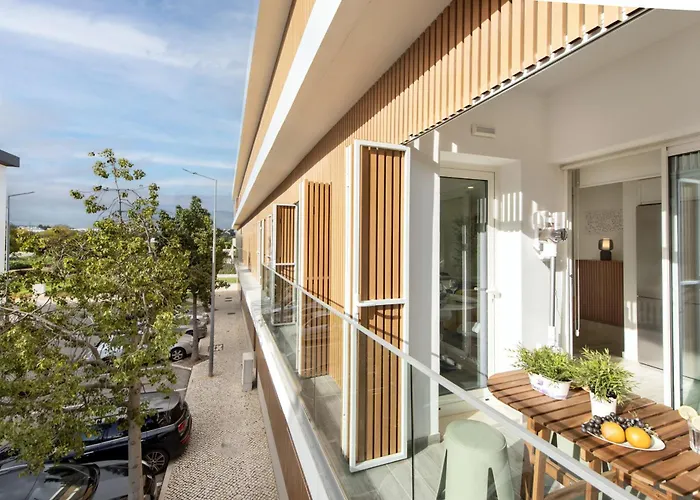 Living * 卡巴纳斯·德·塔维拉